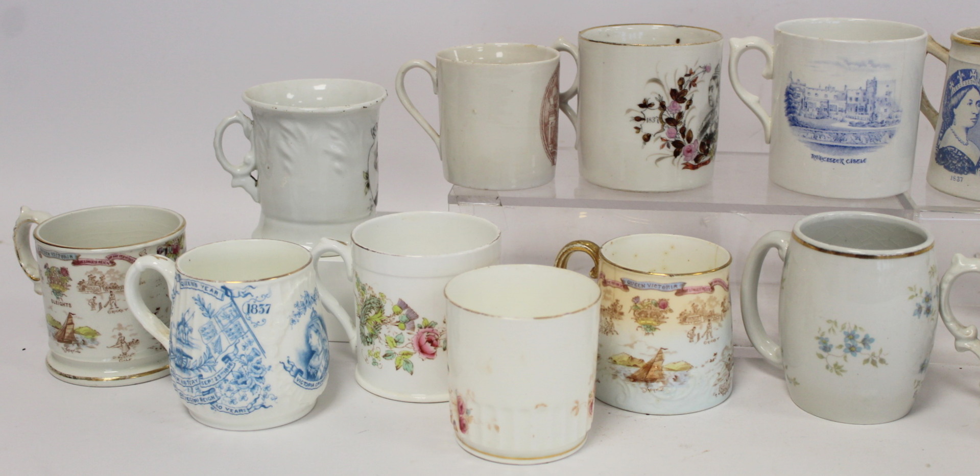 Collection of sixteen commemorative mugs and a beaker for the Jubilees of Queen Victoria 1887 and - Image 5 of 9
