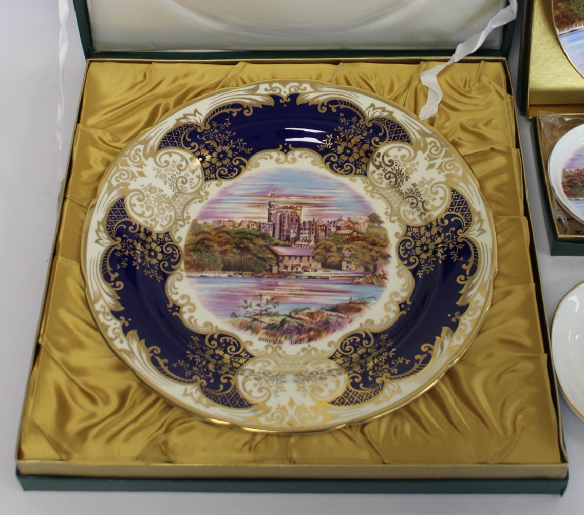 Collection of commemorative items for the Silver Jubilee of Queen Elizabeth II 1977, comprising: - Bild 2 aus 4