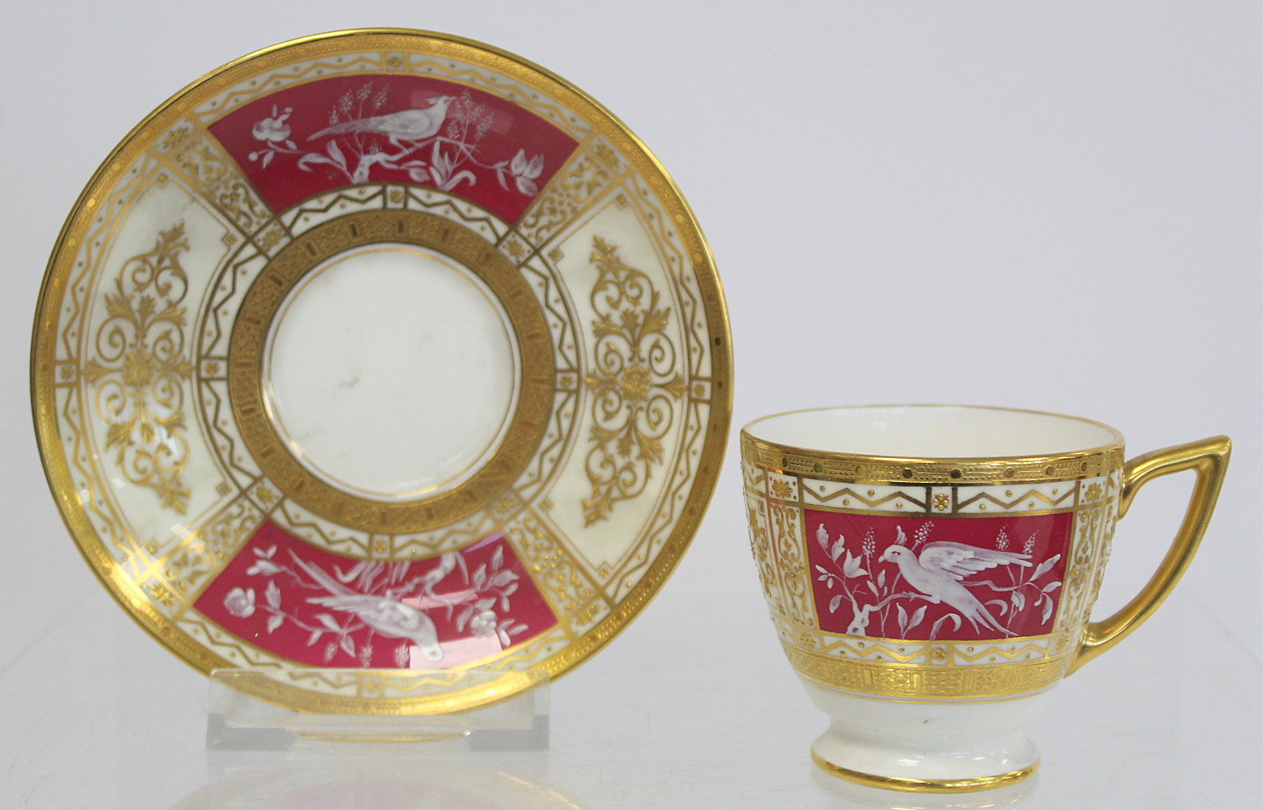 Minton bone china pate sur pate cabinet cup and saucer with cerise and white panels of exotic - Image 10 of 26