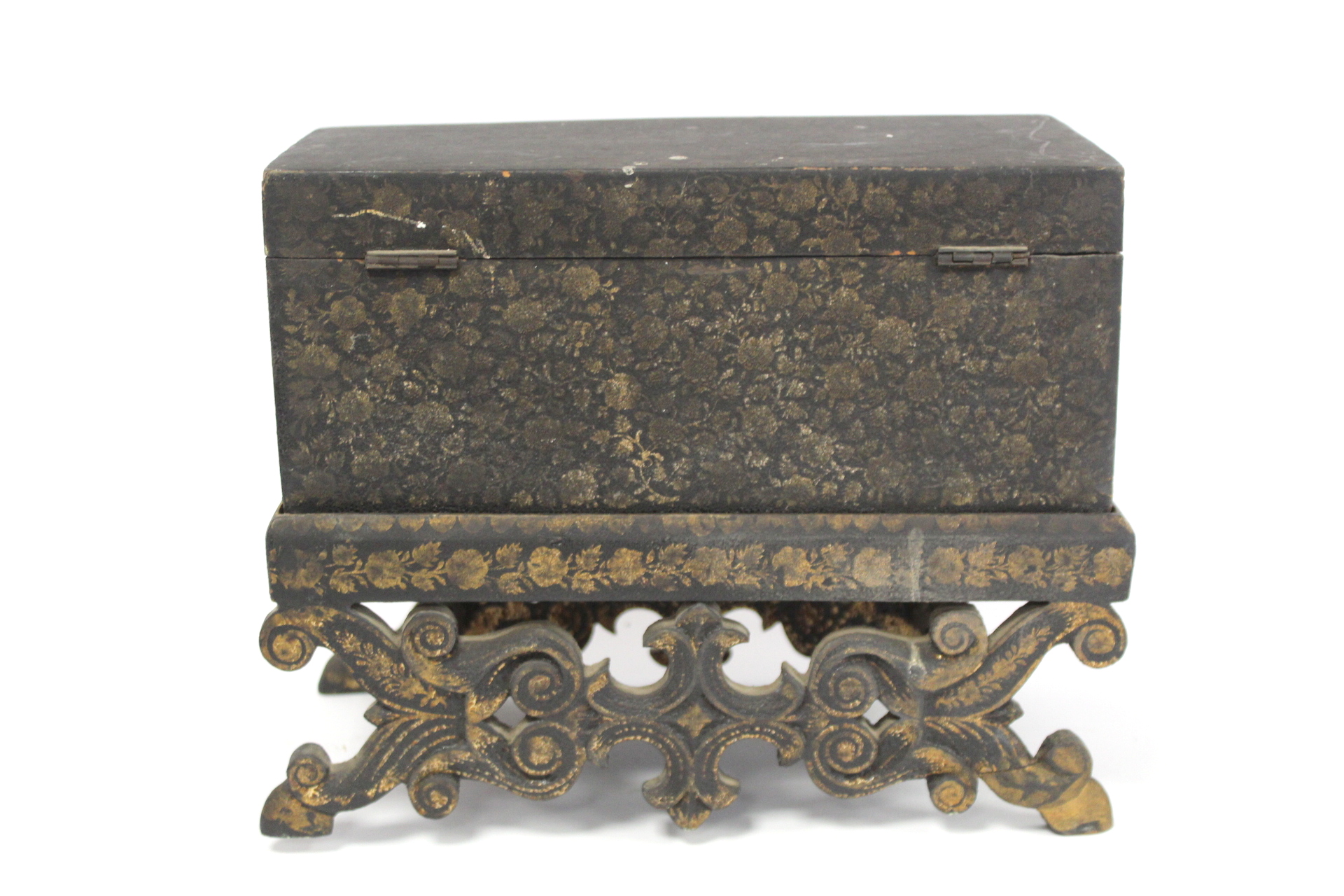 Early 19th century Chinese export black lacquer box on pierced stand with painted gilt floral and - Image 3 of 13