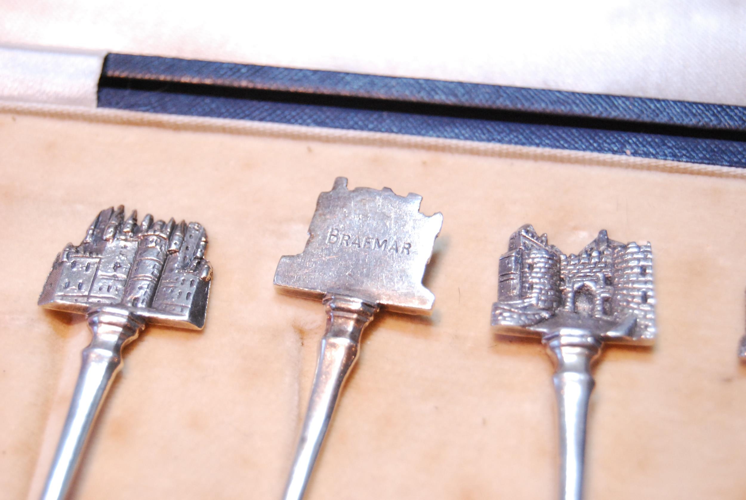 Set of six silver coffee spoons with finials depicting various Scottish castles, Edinburgh 1936, - Image 7 of 8