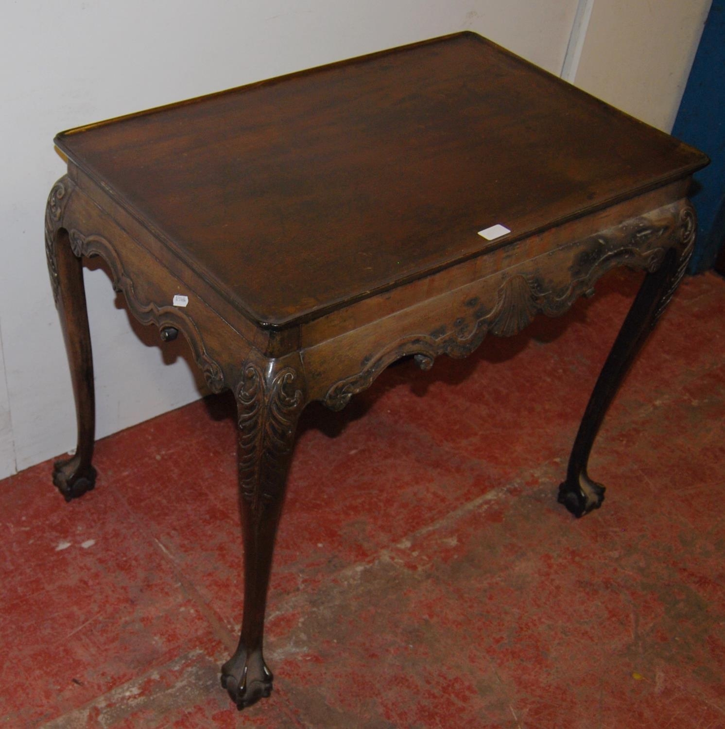 Antique mahogany silver table in the manner of Thomas Chippendale, the rectangular top with canted - Bild 3 aus 5