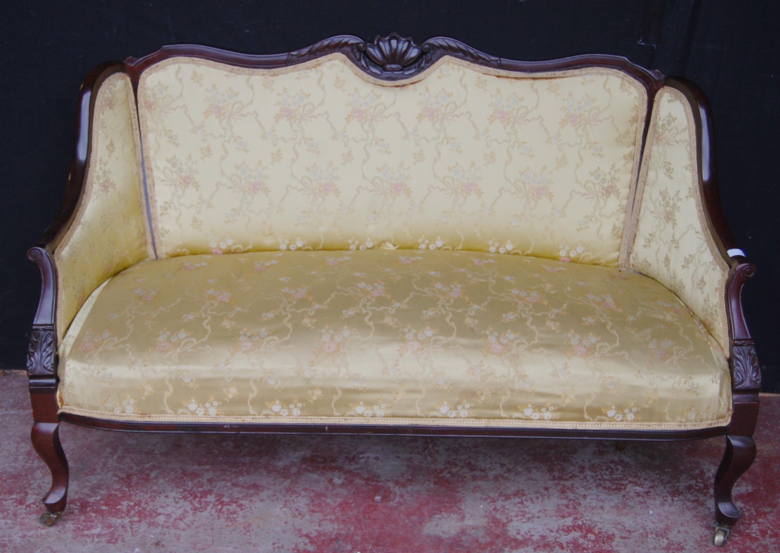 Edwardian composite mahogany seven-piece parlour suite comprising a settee and six matching side and - Bild 3 aus 4