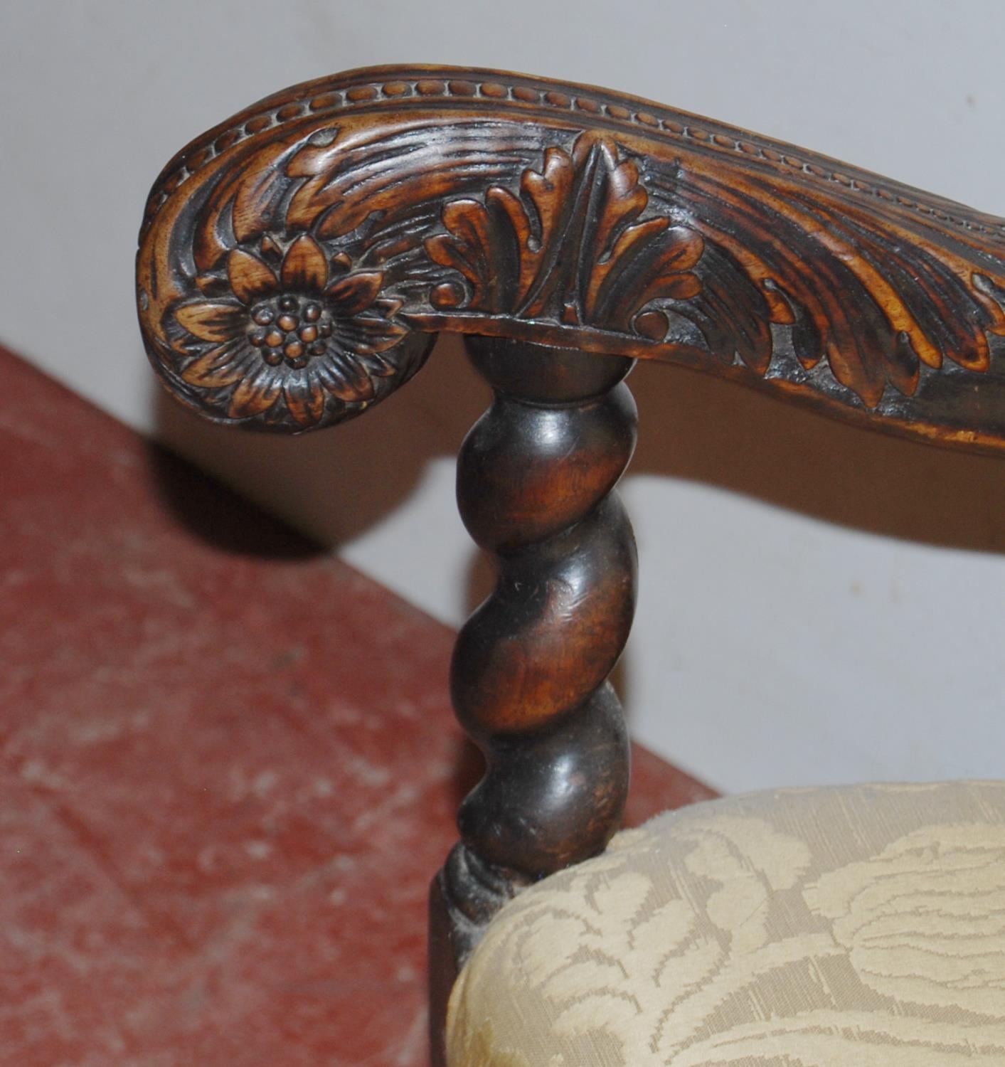 Jacobean revival armchair with acanthus decorated scroll arm rests, on barley column and block - Bild 4 aus 4