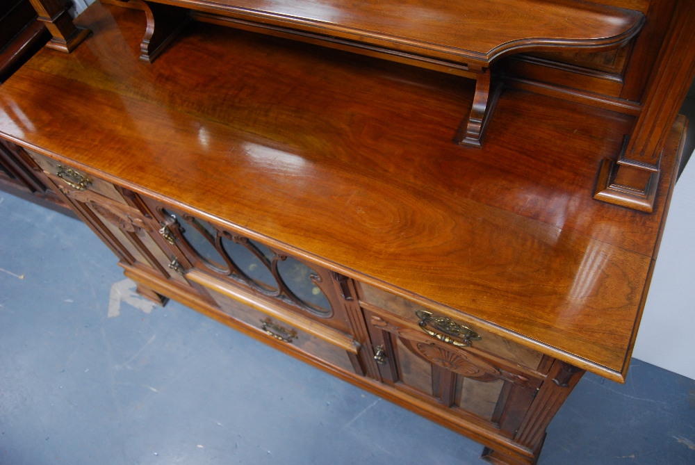 Art Nouveau mahogany and walnut mirror-back sideboard, retailed by J Farrar & Sons, Halifax, the - Bild 8 aus 8