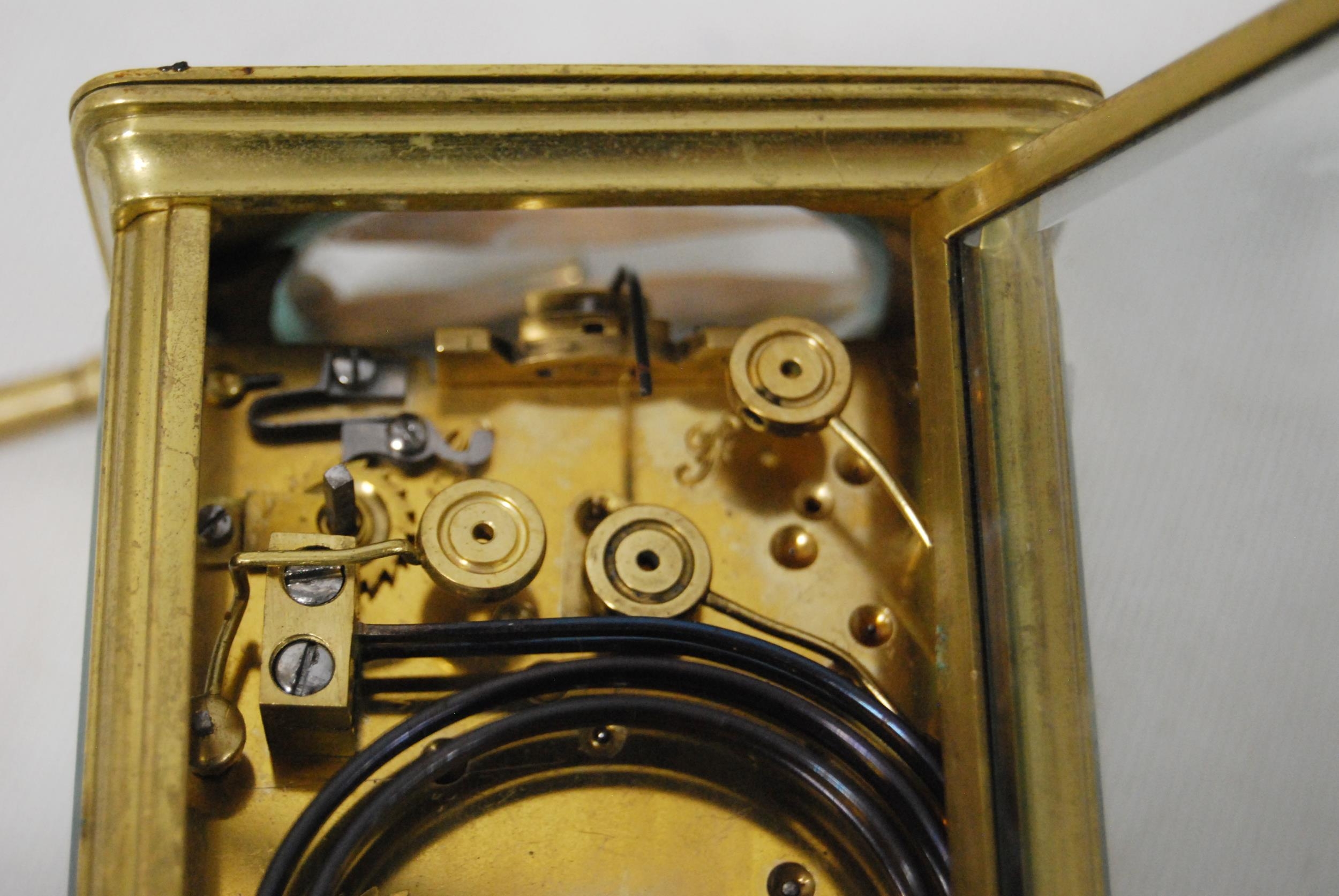 Brass repeater carriage clock with subsidiary seconds dial, with key, 12cm high. - Image 6 of 7