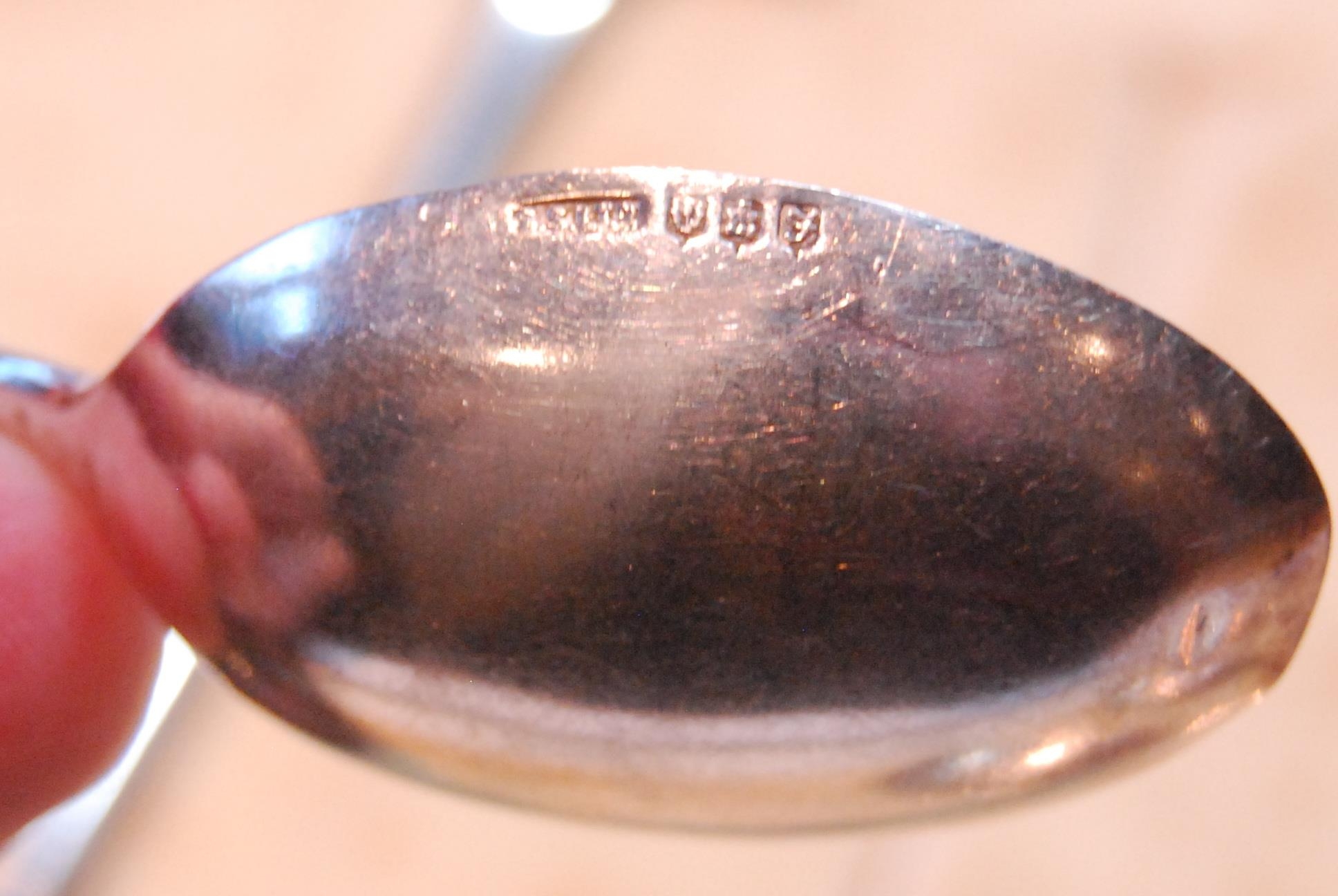 Set of six silver coffee spoons with finials depicting various Scottish castles, Edinburgh 1936, - Image 8 of 8