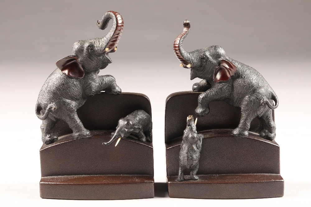 Pair late 19th/20th Century Japanese bronze bookends, stepped form with an applied adult elephant - Image 6 of 7