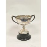 Silver two-handled cup, with Celtic decoration by Morton, Dublin 1911, 872g.