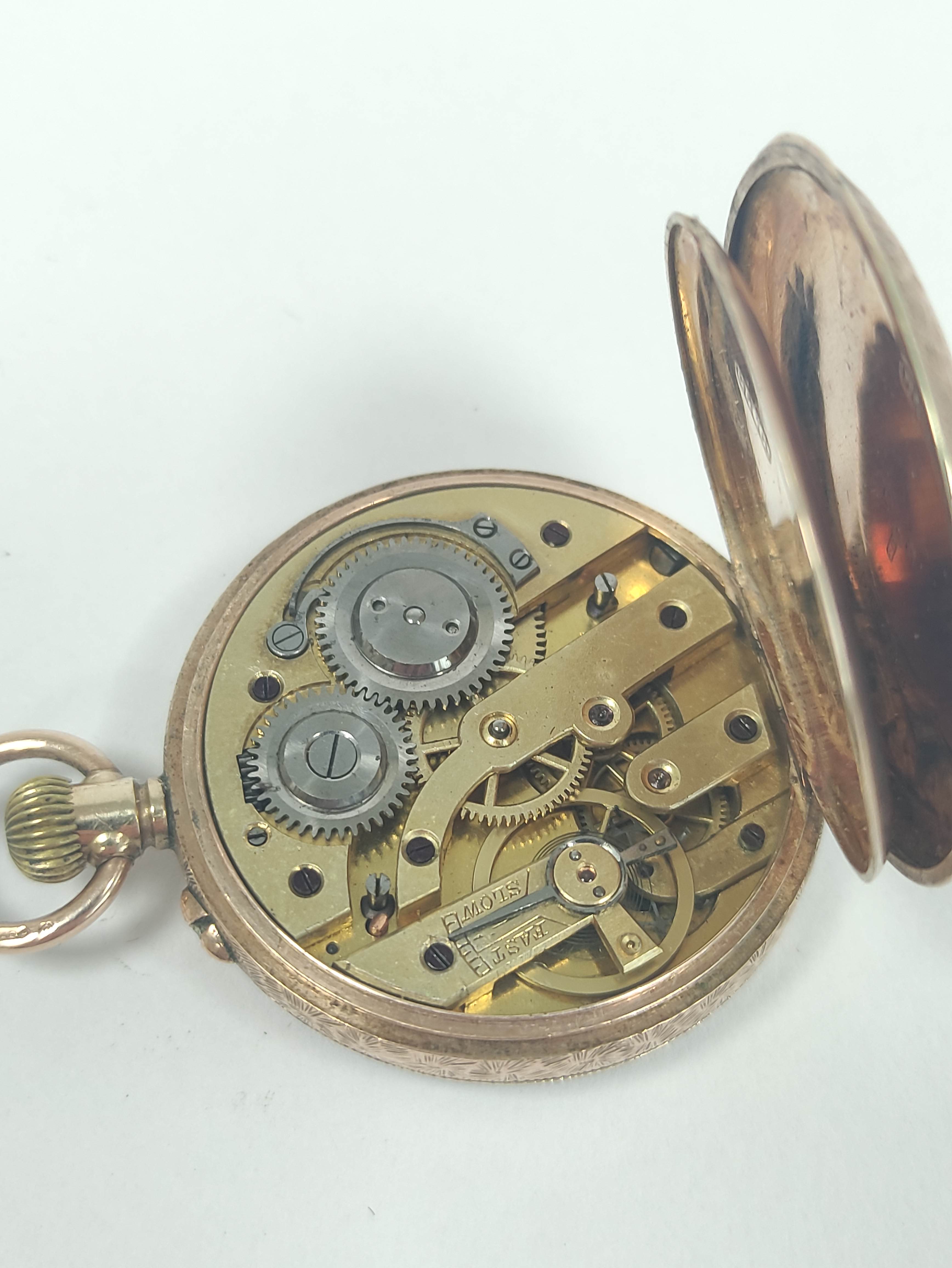 Geneva keyless cylinder watch in 9ct gold engraved case, 1907, 31mm, also a Waterbury watch box - Image 4 of 5