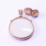 9ct gold photo locket pendant, 1913, and a pair of cameo earrings.