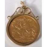 UNITED KINGDOM King George V (1910-1936) gold half sovereign 1911 in 9ct gold pendant mount, 5.4g