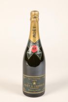 1982 bottle of Moet Chandon Champagne, 75cl