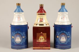 Bells Royal Decanter' Elizabeth the Queen Mothers 90th birthday, 75cl, 43 % vol, in Decanter,