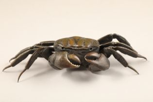 An articulated bronze model of a crab, early 19th/late 20th century, the body separately cast and
