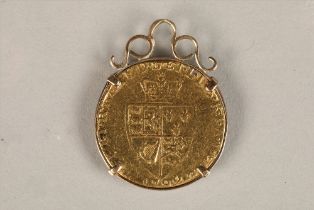 George III gold spade Guinea coin 1792, in pendant mount, total weight 9 grams