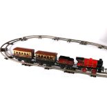 Vintage Hornby series Meccano Clockwork train set with carriages and track.