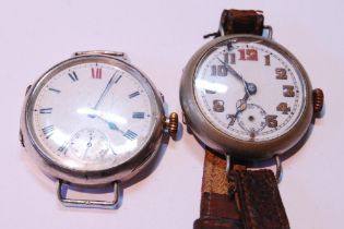 Silver-cased gent's manual wind watch, c. early 20th century, the enamel dial with Roman numerals