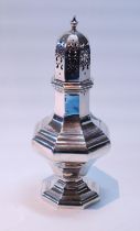 Silver octagonal baluster caster by Walker & Hall, Sheffield 1913, 200g or 6oz.