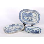 Three antique Chinese blue and white porcelain rectangular dishes, 28cm, 26cm and 20cm wide.  (