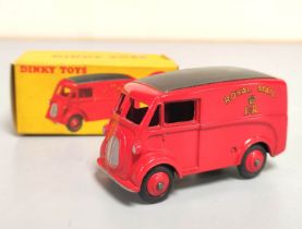 Dinky Toys. Diecast boxed Royal Mail Van no 260.