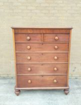 Victorian mahogany chest of drawers with two small drawers above four long graduated drawers with