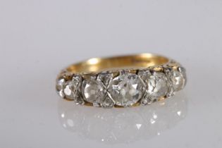 18ct yellow gold diamond thirteen-stone ring, the central 0.5ct diamond flanked by 0.25ct diamonds