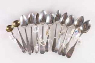 Edinburgh silver teaspoons to include   J Asherheim, William Marshall, Mackay, Cunningham & Co,