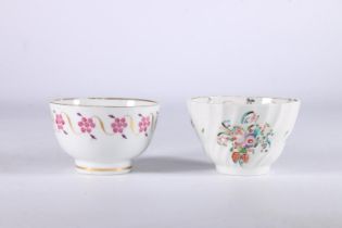 Two antique English porcelain tea bowls, 8.5cm diameter. (2)