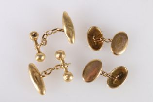 Pair of 9ct gold cufflinks, 2.2g and a pair of 18ct gold torpedo shaped cufflink, 6.5g gross.