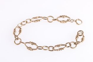 9ct gold fancy link bracelet, stamped '375', 11.3g.