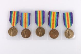 Five WWI Victory medals to casulaties including: 2849 and 330738 Private Alexander S Henderson of