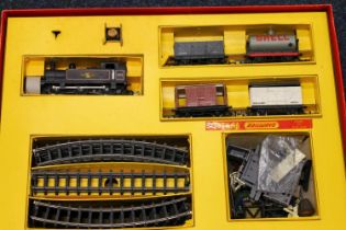 Triang OO gauge model railway including R3E electric train set with 0-6-0 tank locomotive 47606 BR