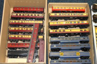 Hornby, Triang and other OO gauge model railways including Pullman coaches Agatha, Lucille, Anne,