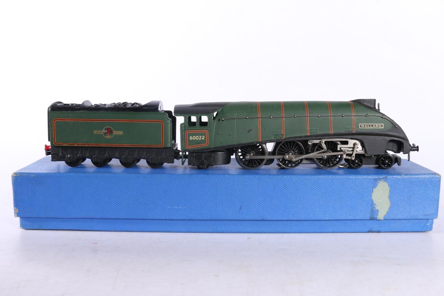 Hornby Dublo OO gauge model railway locomotives to include 3232 3 rail diesel electric locomotive BR - Image 2 of 8