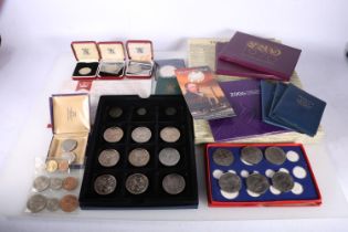 Collection of coins to include two Coinage of Great Britain and Northern Ireland 1970 BU sets, UK £5