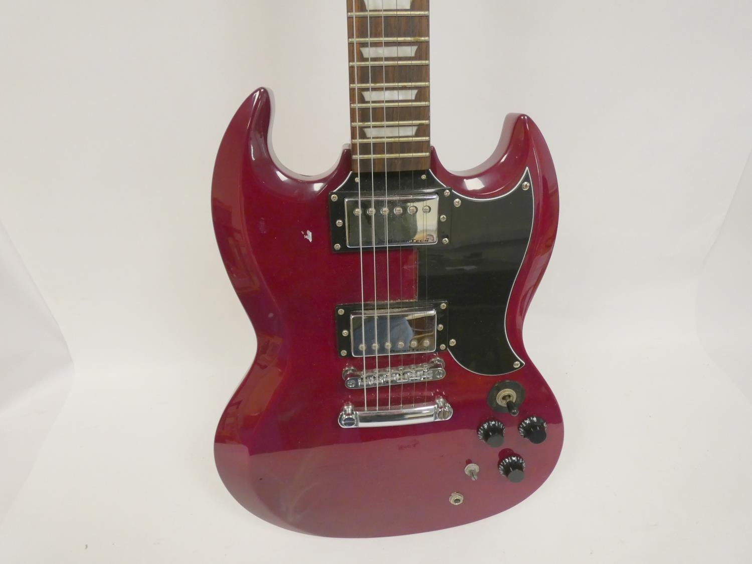 Encore six string electric guitar in maroon colour, 100cm in length. - Image 2 of 7