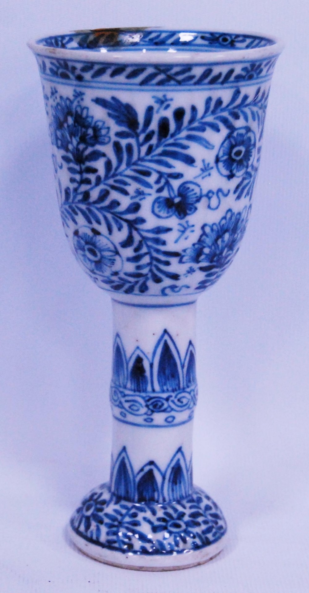 Chinese blue and white stem cup, Kangxi (1662 - 1722), probably of the period, decorated with - Image 2 of 13