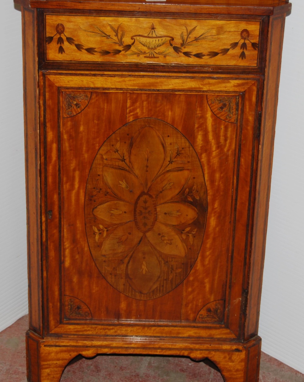 19th century inlaid satinwood corner cabinet, inlaid with urns and foliage, 90cm high and 53cm wide. - Image 2 of 6