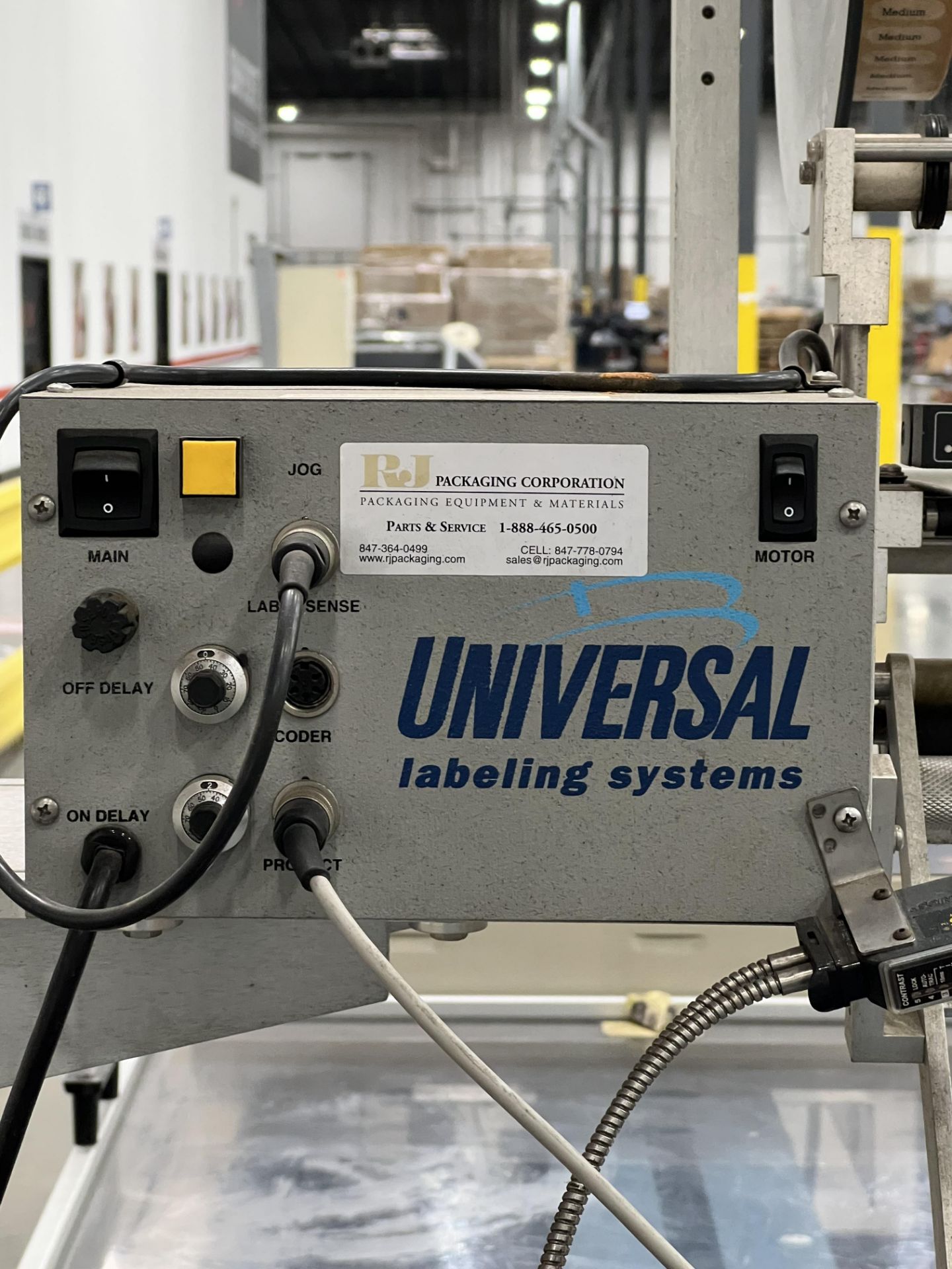 Universal Labeling Systems L-15 Label Applicator