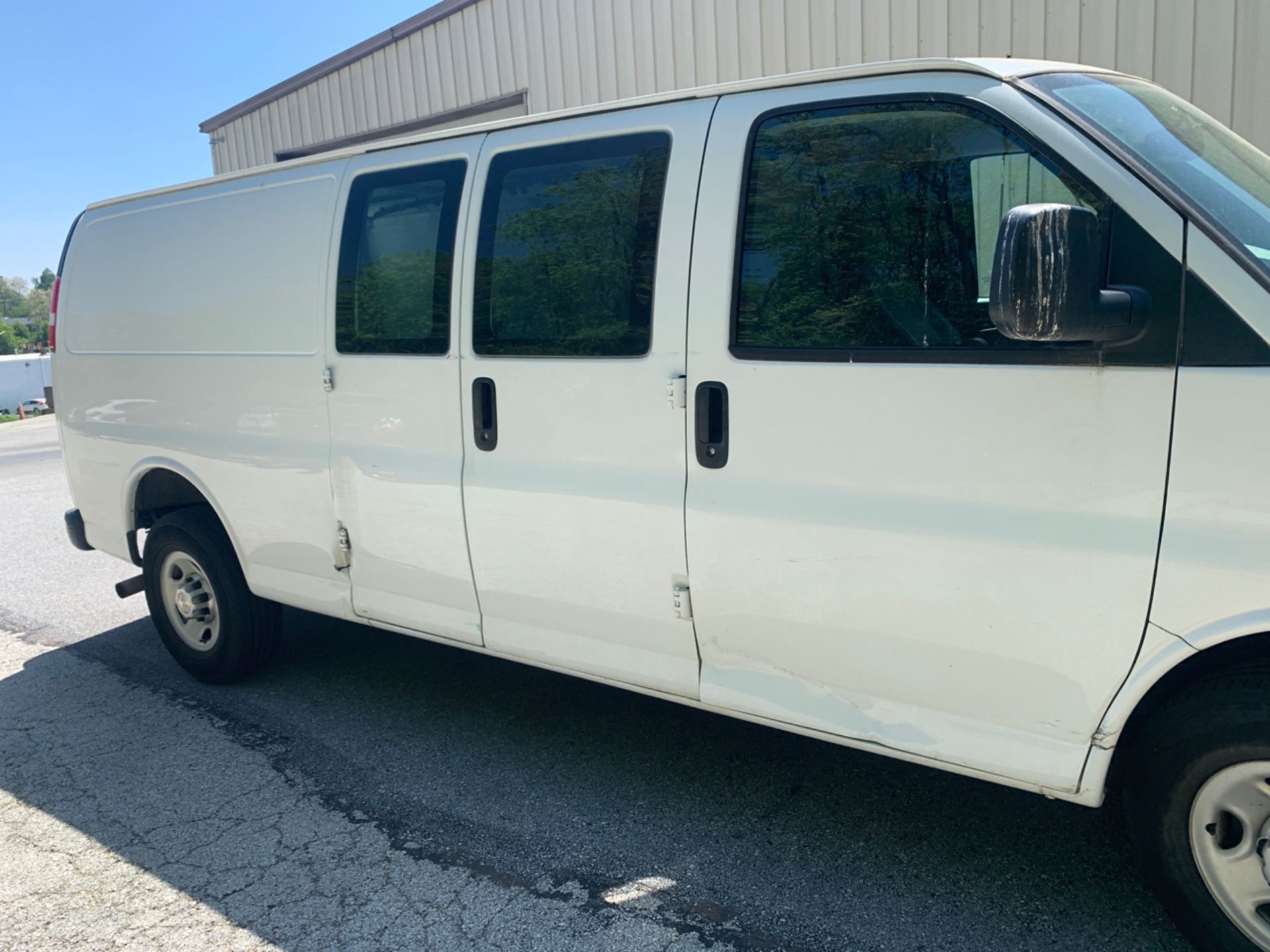 2015 Chevrolet Cargo Van - Image 5 of 19