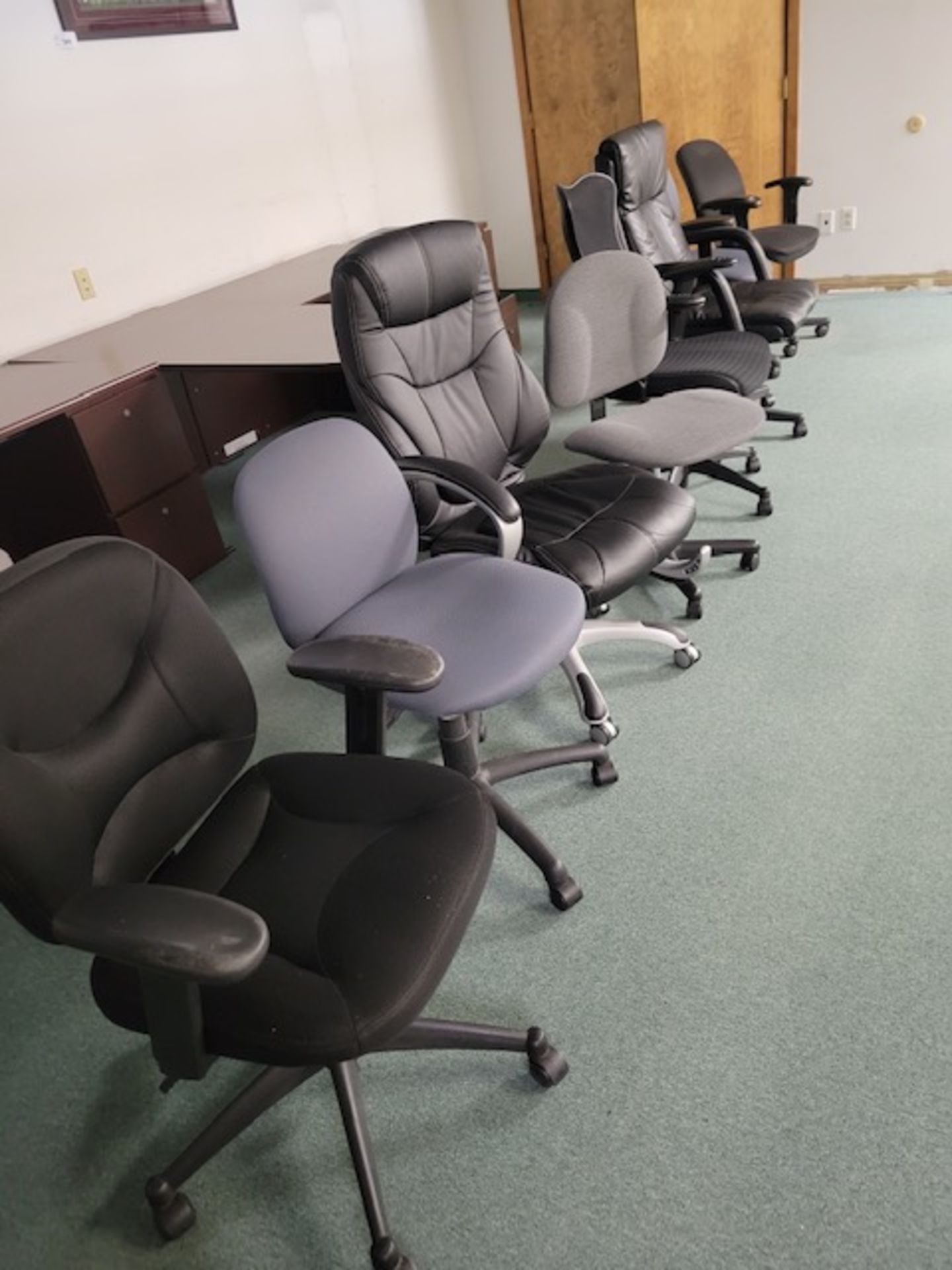 Lot of (6) Desks and (7) Chairs - Image 3 of 3