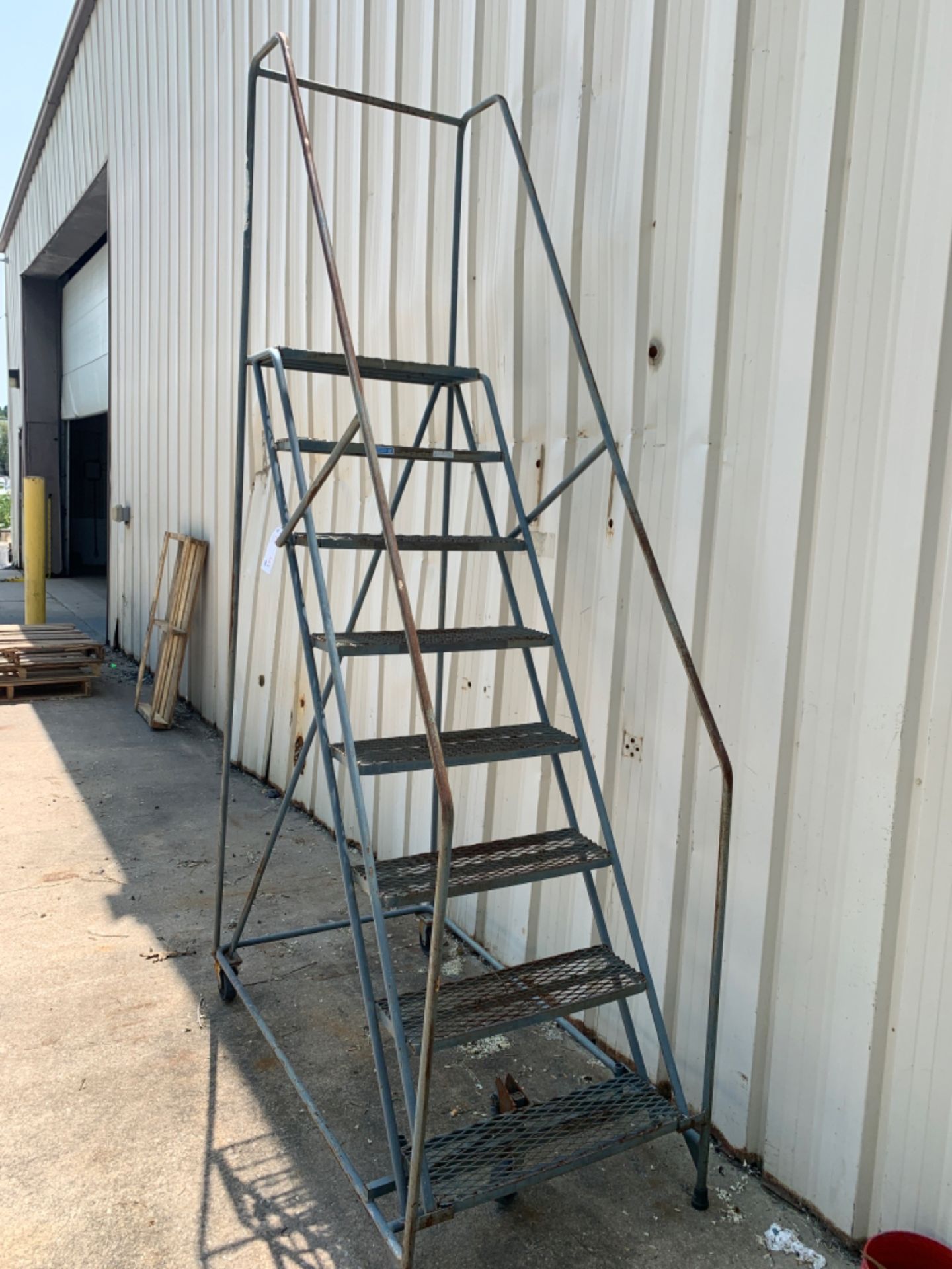 Warehouse Ladder - Image 2 of 2