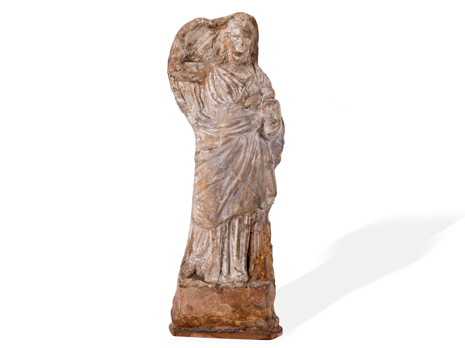 Figurine of a woman - sacrificer at cult, Greek/Hellenistic, 4./3. Century BC