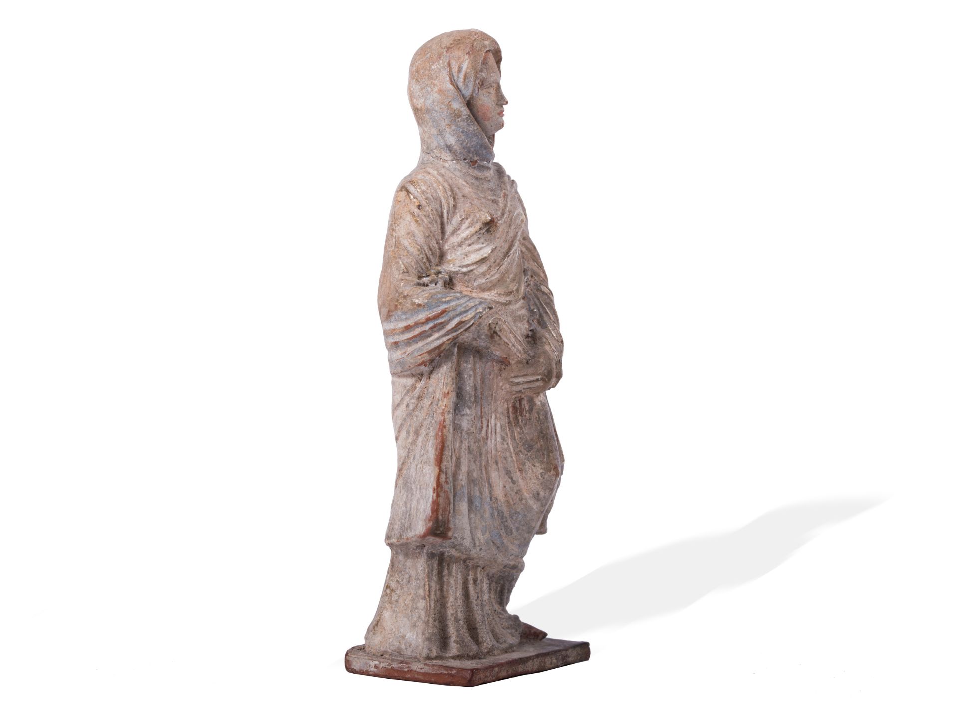 Weibliche Gewandfigur (sog. Tanagräerin), Griechisch/Hellenistisch, 4/3. Jahrhundert v. Chr. - Bild 2 aus 6