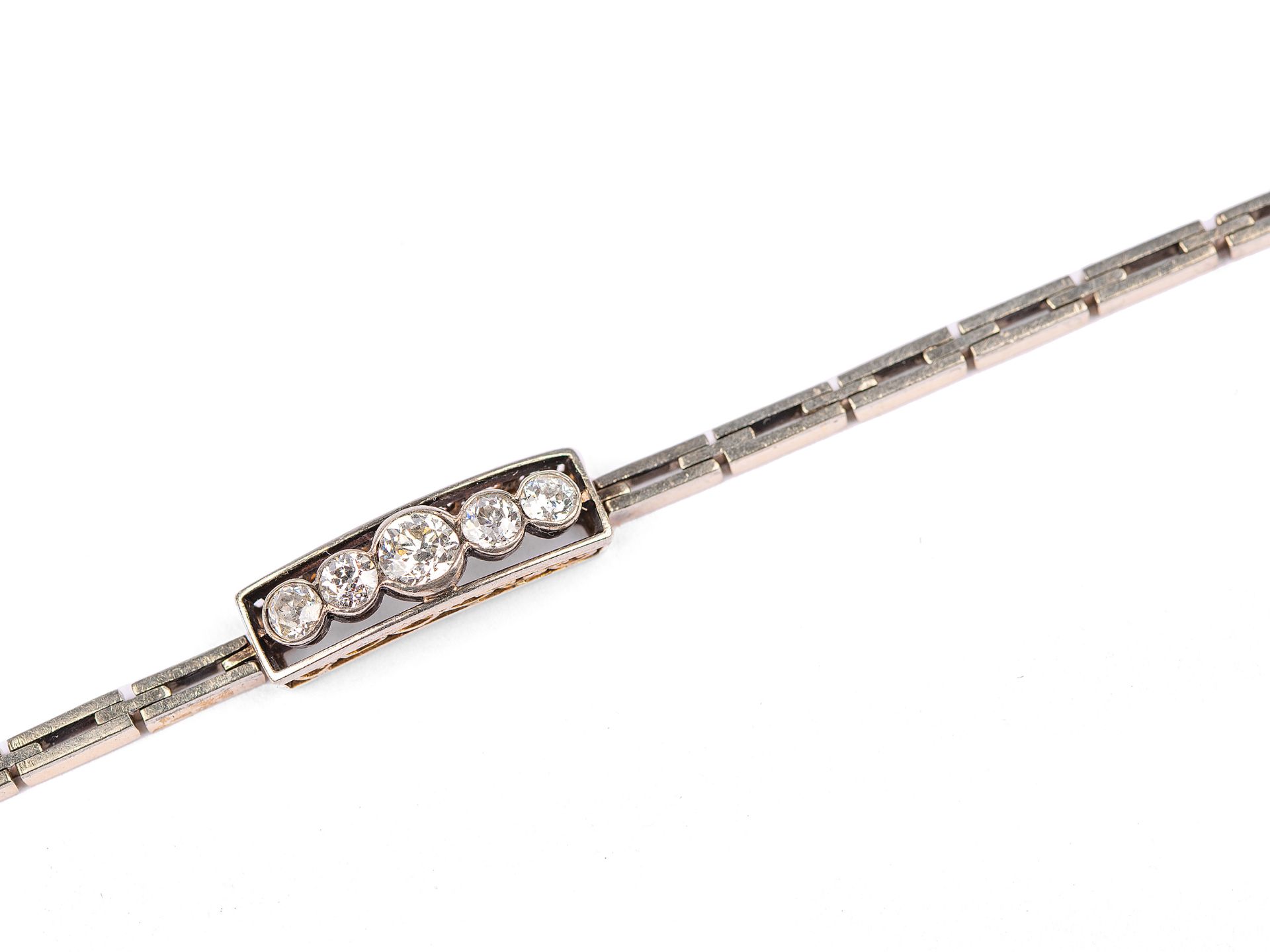 Art Nouveau Bracelet, Gold unmarked, 5 brilliant-cut diamonds