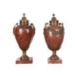Brûle Parfum Vasenpaar, Roter Marmor, Montierung aus Bronze