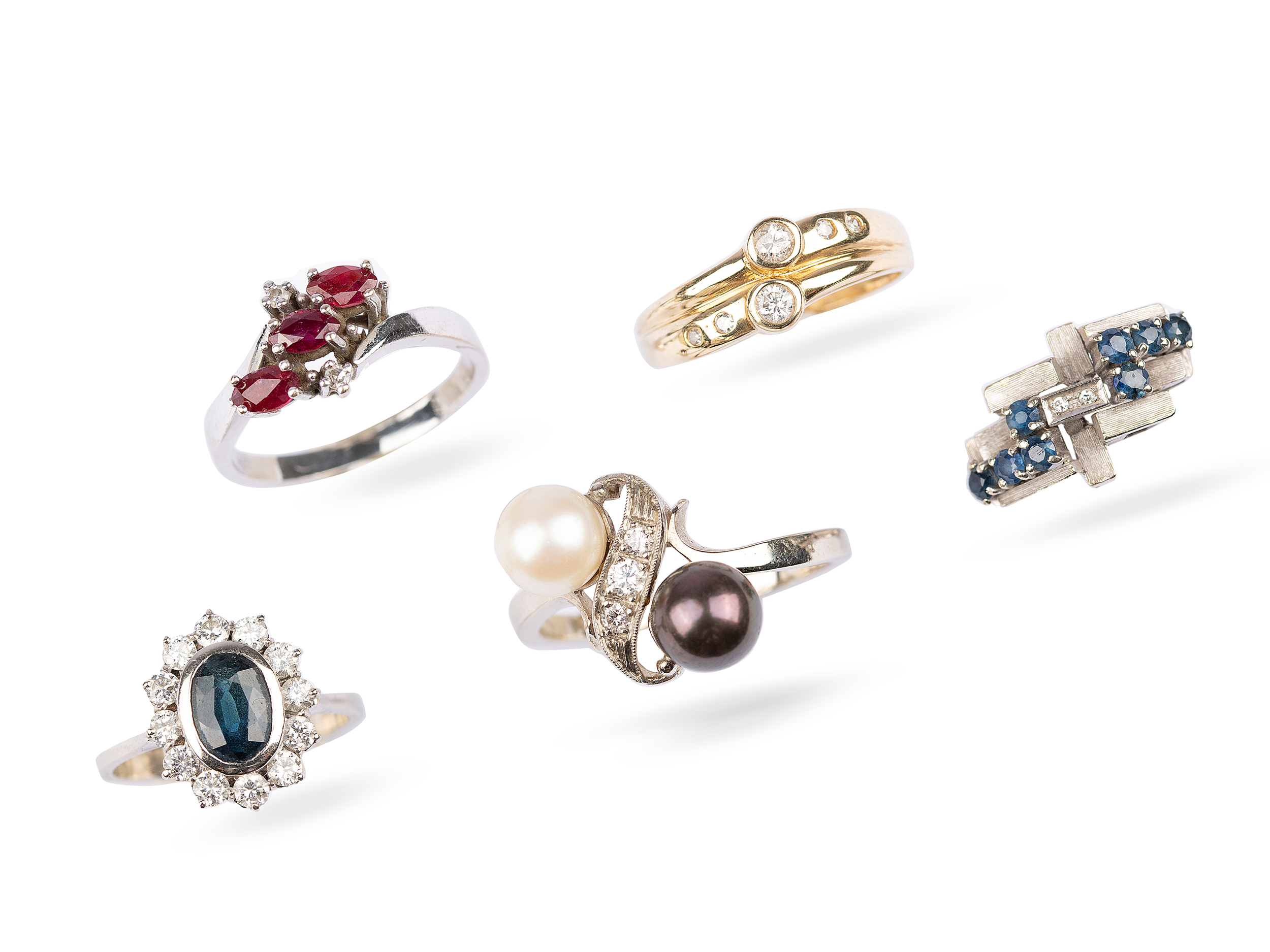 Mixed lot: 5 rings, 14kt yellow and white gold, Brilliants, colourless brilliant-cut stones