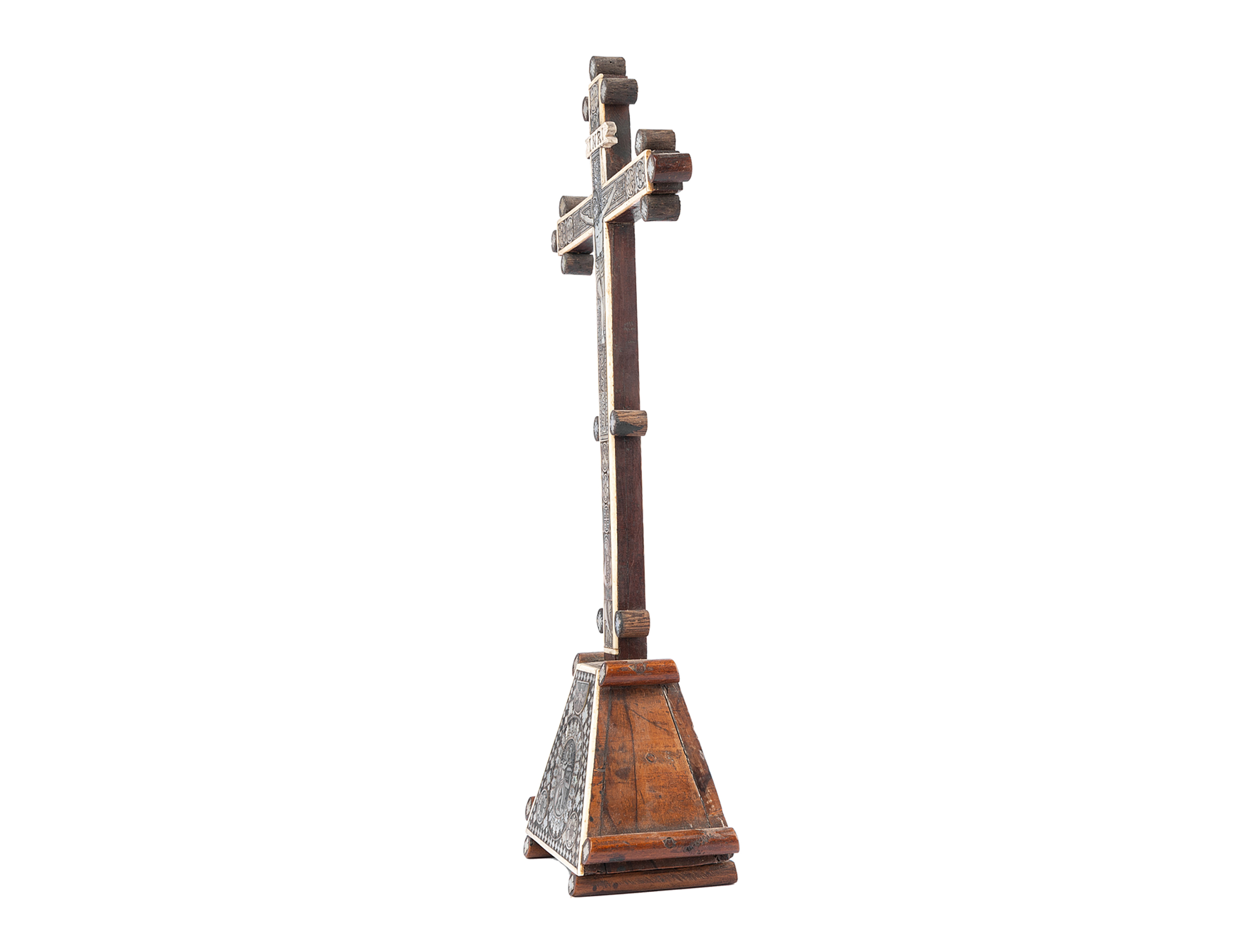 Standing cross, Walnut inlaid with mother-of-pearl & organic material - Image 3 of 5