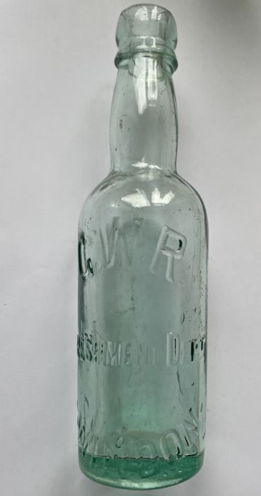 Great Western Railway (GWR) glass BEER BOTTLE (clear variant) marked with company title and '